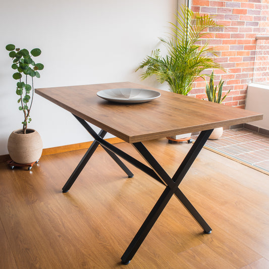 Mesa de Comedor Kurdo