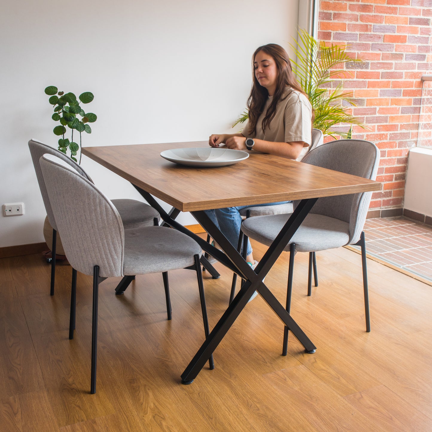 Mesa de Comedor Kurdo