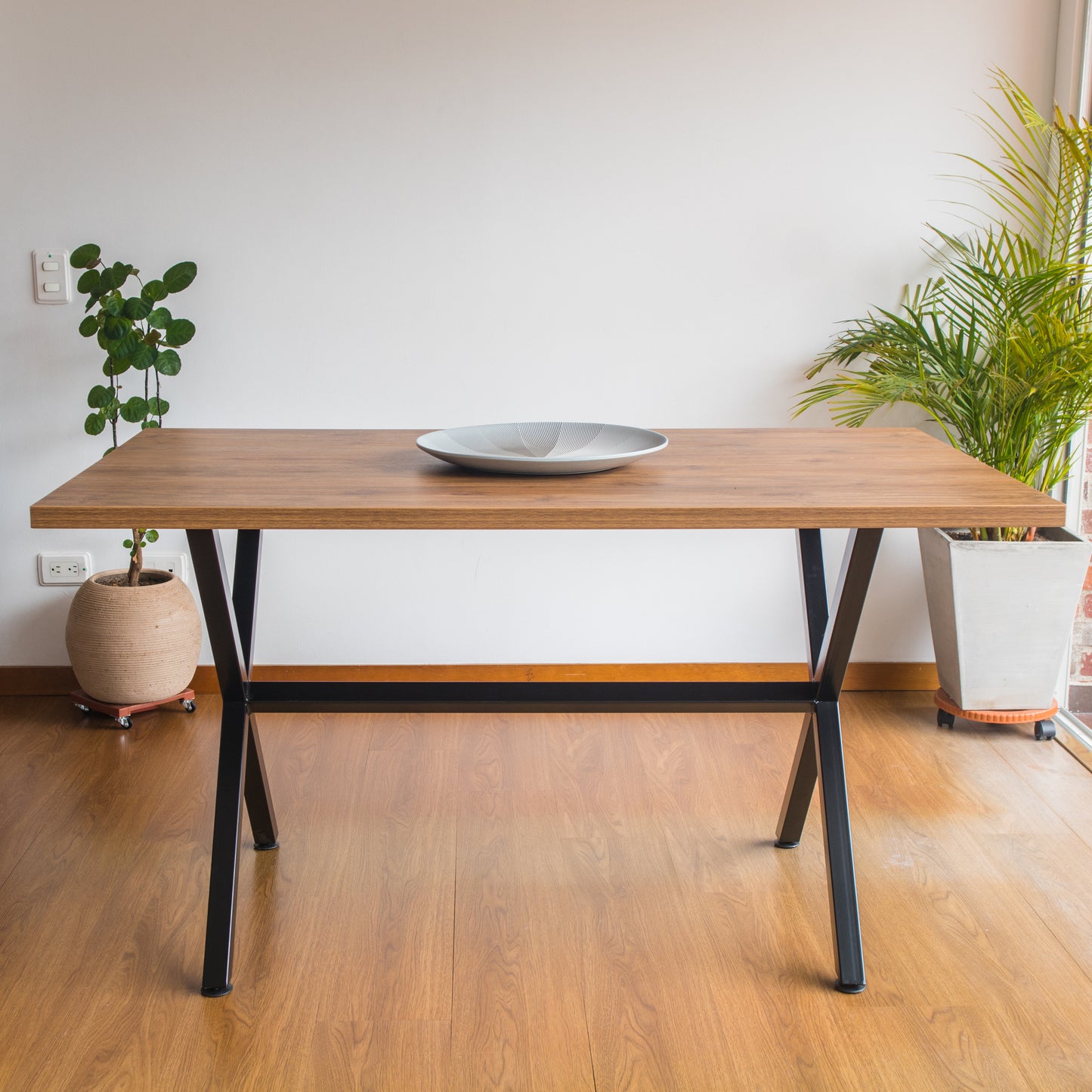 Mesa de Comedor Kurdo